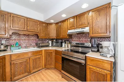 1876 W 2400 S, Syracuse, UT 84075 - Photo 15