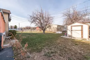 1876 W 2400 S, Syracuse, UT 84075 - Photo 33