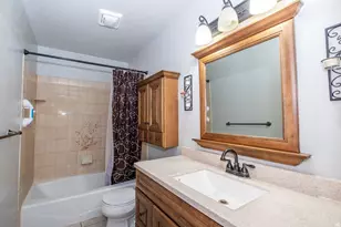 1876 W 2400 S, Syracuse, UT 84075 - Photo 13