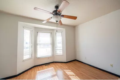 1876 W 2400 S, Syracuse, UT 84075 - Photo 17