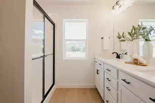 944 W Columbia Ct, Riverdale, UT 84405 - Photo 21