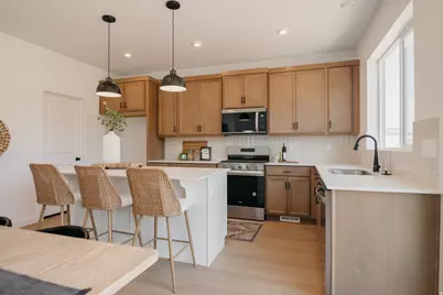 944 W Columbia Ct #108, Riverdale, UT 84405 - Photo 5