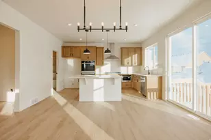 944 W Columbia Ct, Riverdale, UT 84405 - Photo 35