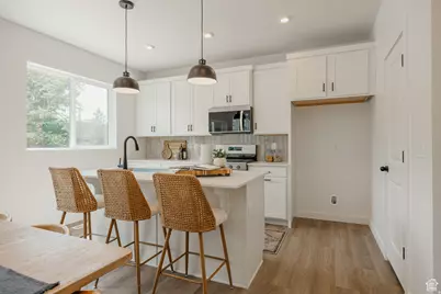 927 W Motor Vu Dr #204, Riverdale, UT 84405 - Photo 5