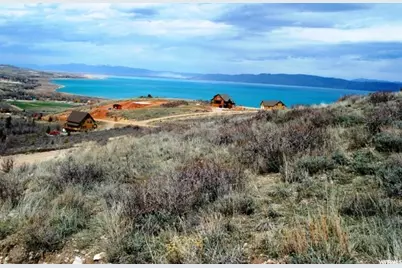 1080 N Broad Hollow Rd #T162, Garden City, UT 84028 - Photo 7