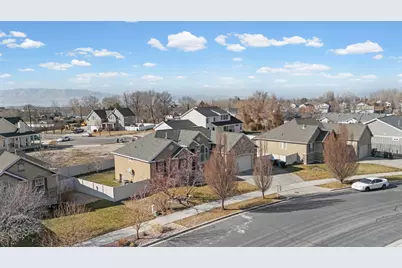 1271 N 2470 W, Provo, UT 84601 - Photo 27