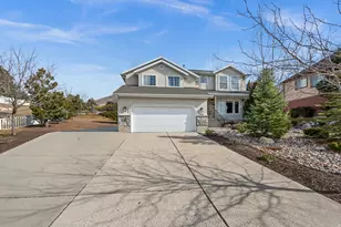 8461 Daneborg Cir, Cottonwood Heights, UT 84121 - Photo 35