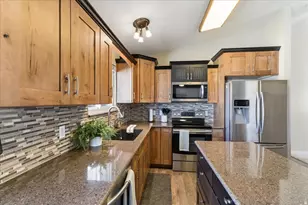 8715 S 4870 W, West Jordan, UT 84081 - Photo 7