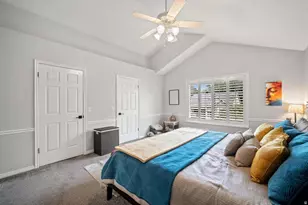 9092 S Enchanted Oak Ln E, Sandy, UT 84094 - Photo 15