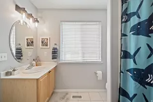 9092 S Enchanted Oak Ln E, Sandy, UT 84094 - Photo 9