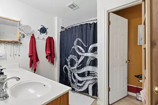 8764 S Pebblecreek Rd W, West Jordan, UT 84081 - Photo 11