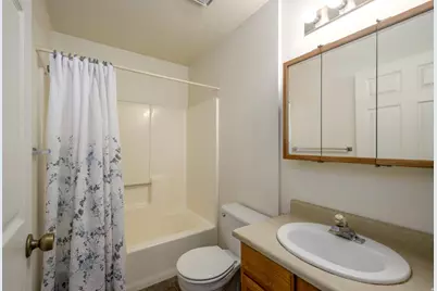 1460 E Highland Cove Ln #320, Millcreek, UT 84106 - Photo 11