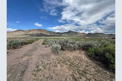 [Address not provided], Newcastle, UT 84756 - Photo 3