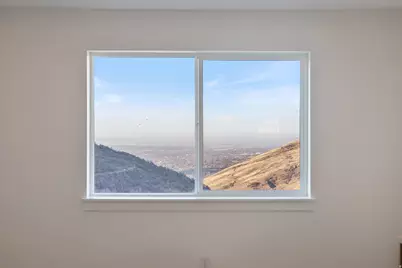 2433 E Springtime Rd, Draper, UT 84020 - Photo 23