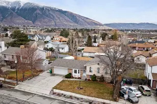 1602 E Sego Lily Dr, Sandy, UT 84092 - Photo 27