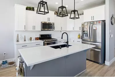 7580 N Evans Dr, Eagle Mountain, UT 84005 - Photo 23