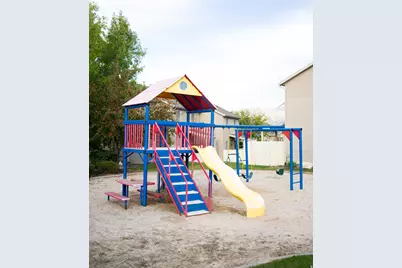 1789 W 5050 S, Roy, UT 84067 - Photo 25