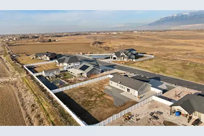 352 S 4350 W, Ogden, UT 84404 - Photo 45