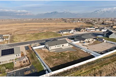 352 S 4350 W, Ogden, UT 84404 - Photo 41