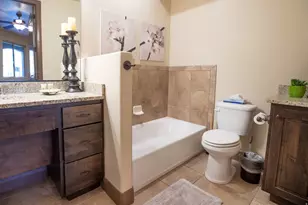 4206 E Torrey Pines Dr, Washington, UT 84780 - Photo 9