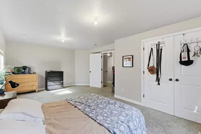 71 W Stauffer Ln, Murray, UT 84107 - Photo 27