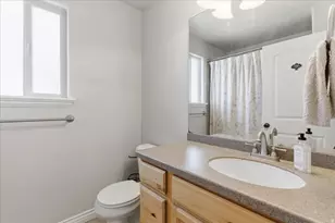 71 W Stauffer Ln, Murray, UT 84107 - Photo 21