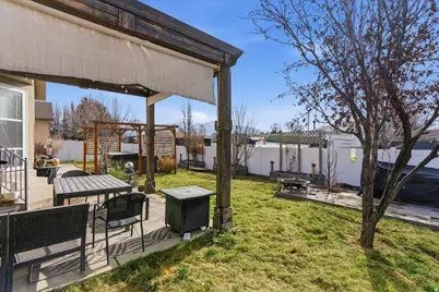 71 W Stauffer Ln, Murray, UT 84107 - Photo 41