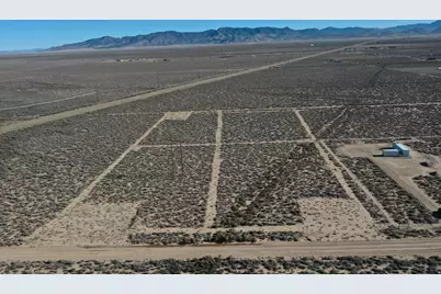 265 S 700 E 20, Beryl, UT 84714 - Photo 7