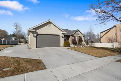 286 W Sky Ct, Saratoga Springs, UT 84045 - Photo 3