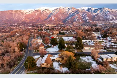 2124 E Cherry Ln, Layton, UT 84040 - Photo 39