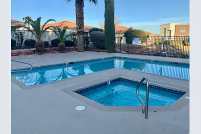 1042 W Hillview Dr, Washington, UT 84780 - Photo 43