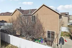 5103 W London Bay Dr, Riverton, UT 84096 - Photo 35