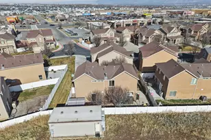 5103 W London Bay Dr, Riverton, UT 84096 - Photo 37