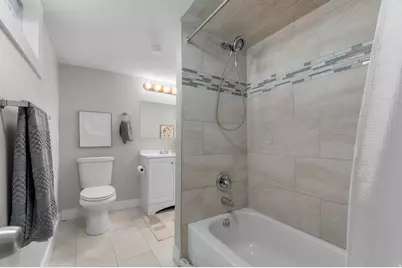 230 S Lakeview Dr E, Clearfield, UT 84015 - Photo 13