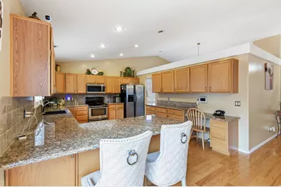 9354 S Welby Dr W, West Jordan, UT 84088 - Photo 11