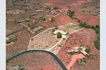 1068 N Shonto Ridge Dr, Kayenta, UT 84738 - Photo 1