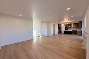 78 N Scarlet Maple Dr, Vineyard, UT 84059 - Photo 11