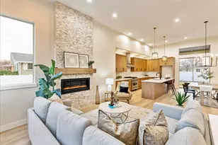 7044 S 1700 E, Cottonwood Heights, UT 84121 - Photo 7