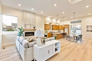 7044 S 1700 E, Cottonwood Heights, UT 84121 - Photo 5