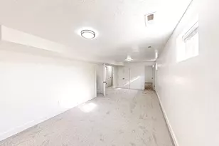 1361 E 400 S, Springville, UT 84663 - Photo 17