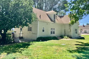 630 N Main St, Central Valley, UT 84754 - Photo 31