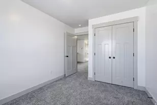 856 E 250 N, Hyrum, UT 84319 - Photo 13
