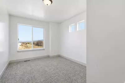 858 E 250 N, Hyrum, UT 84319 - Photo 11