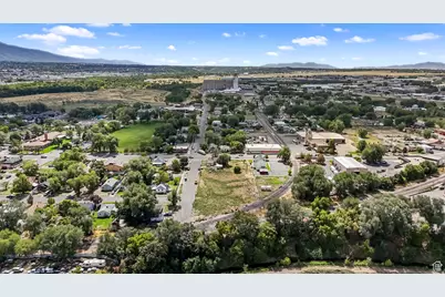 768 W 24th St, Ogden, UT 84401 - Photo 17