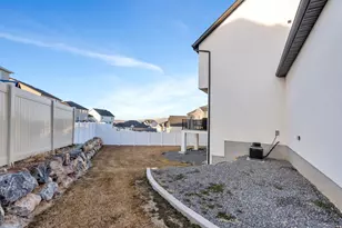 1537 S Lukas Ln, Saratoga Springs, UT 84045 - Photo 33