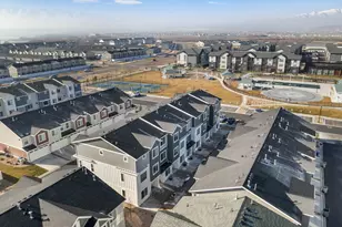 1098 E Quarterdeck Way, Saratoga Springs, UT 84045 - Photo 3