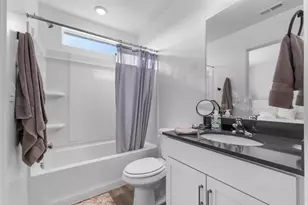 1098 E Quarterdeck Way, Saratoga Springs, UT 84045 - Photo 17