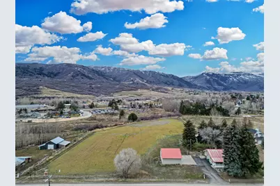 2773 N Wolf Dr, Eden, UT 84310 - Photo 9