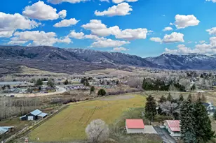 2773 N Wolf Dr, Eden, UT 84310 - Photo 9