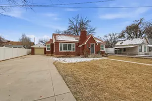 153 W Young St, Morgan, UT 84050 - Photo 3
